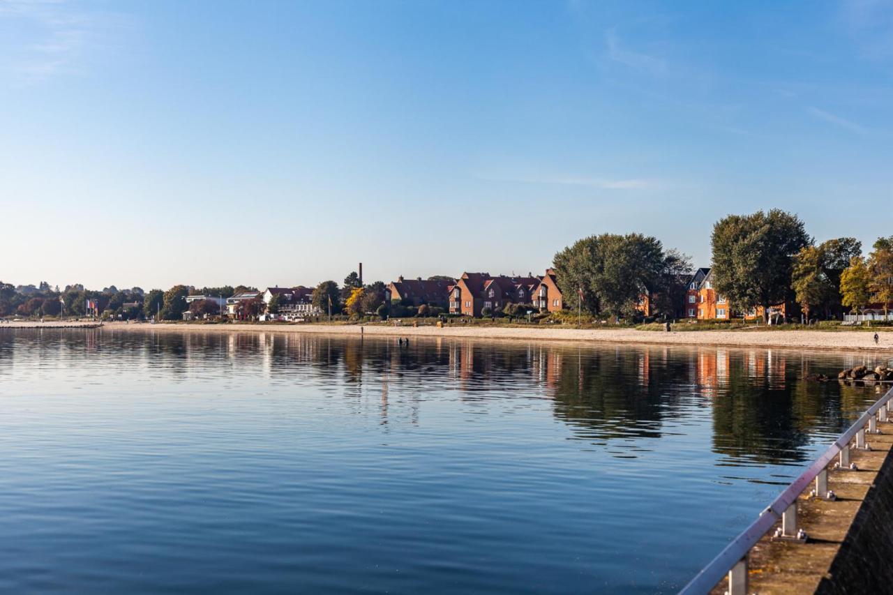 Eckernförde Apartmenthaus Hafenspitze Ap 5 - "Am Yachthafen 5" - Blickrichtung Offenes Meerstrandpromenade מראה חיצוני תמונה